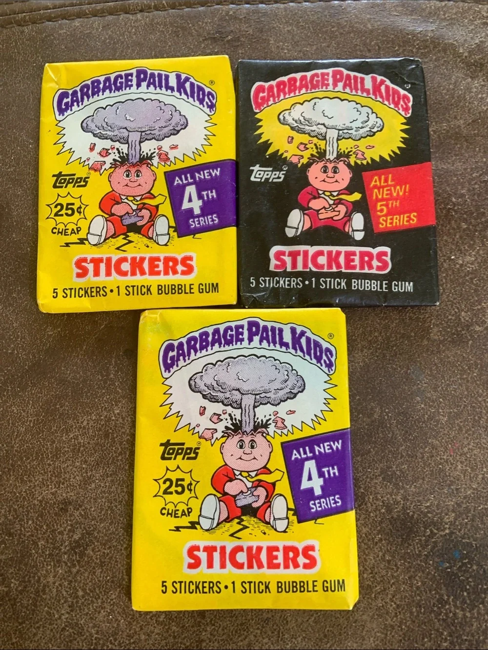 Topps Garbage Pail Kids Sticker Packs - Picture 1 of 8